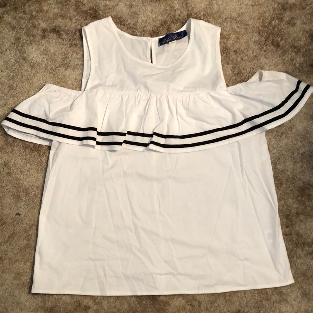 Francesca’s White & Black Blouse